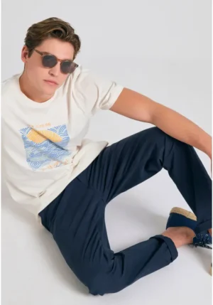 FBM011 001 02 NAVY 2