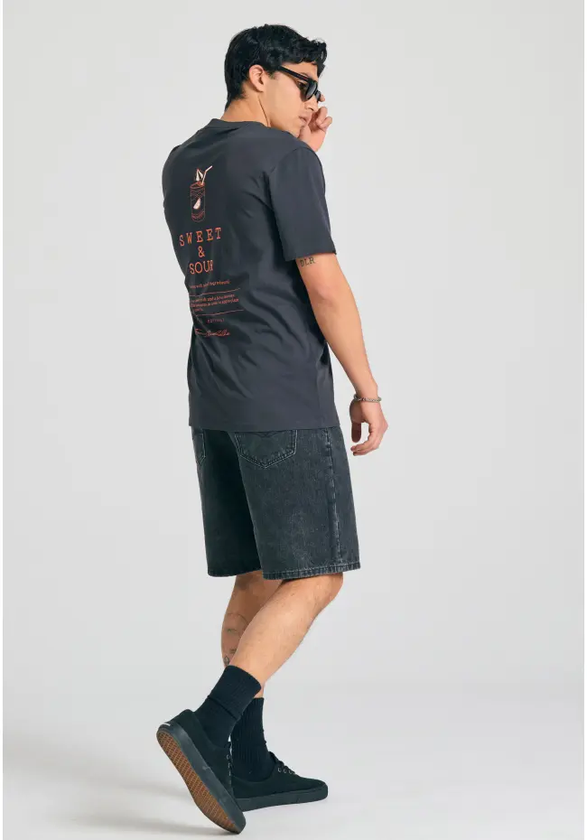 Relaxed t shirt με text artwork τύπωμα στην πλάτη FBM011 060 04 Anthracite (3)