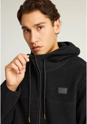 Sustainable relaxed fit fleece ζακέτα φούτερ με τσέπες και φερμουάρ FBM012 056 06 Black