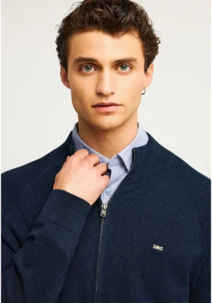 FBM012 004 09 NAVY MEL 4