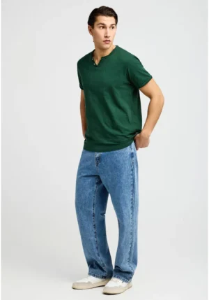 T shirt με λαιμό henley και raw cuts FBM013 004 04 Bistrot Green (2)