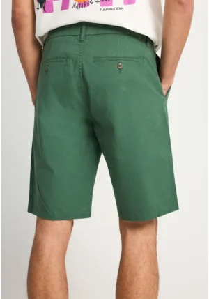 Essential βερμούδα chino FBM013 001 03 DK Ivy (3)